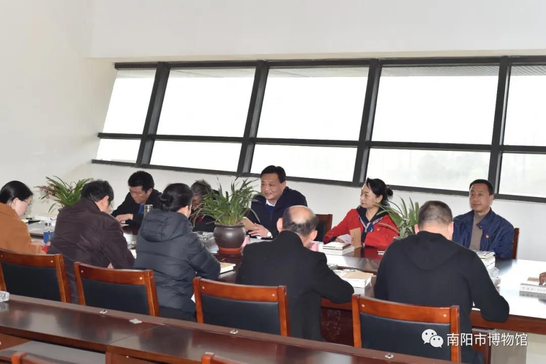 市博全體黨員黨史主題課.jpg