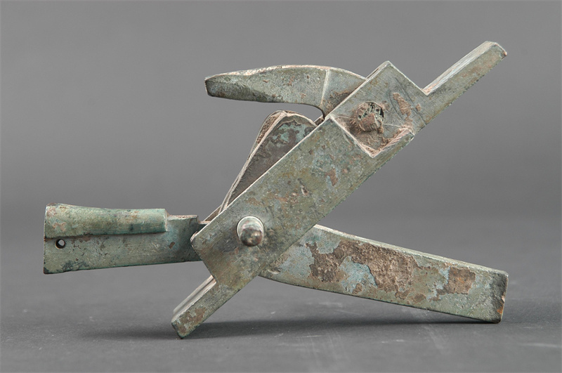 三國(guó)王勇銅弩機(jī).jpg